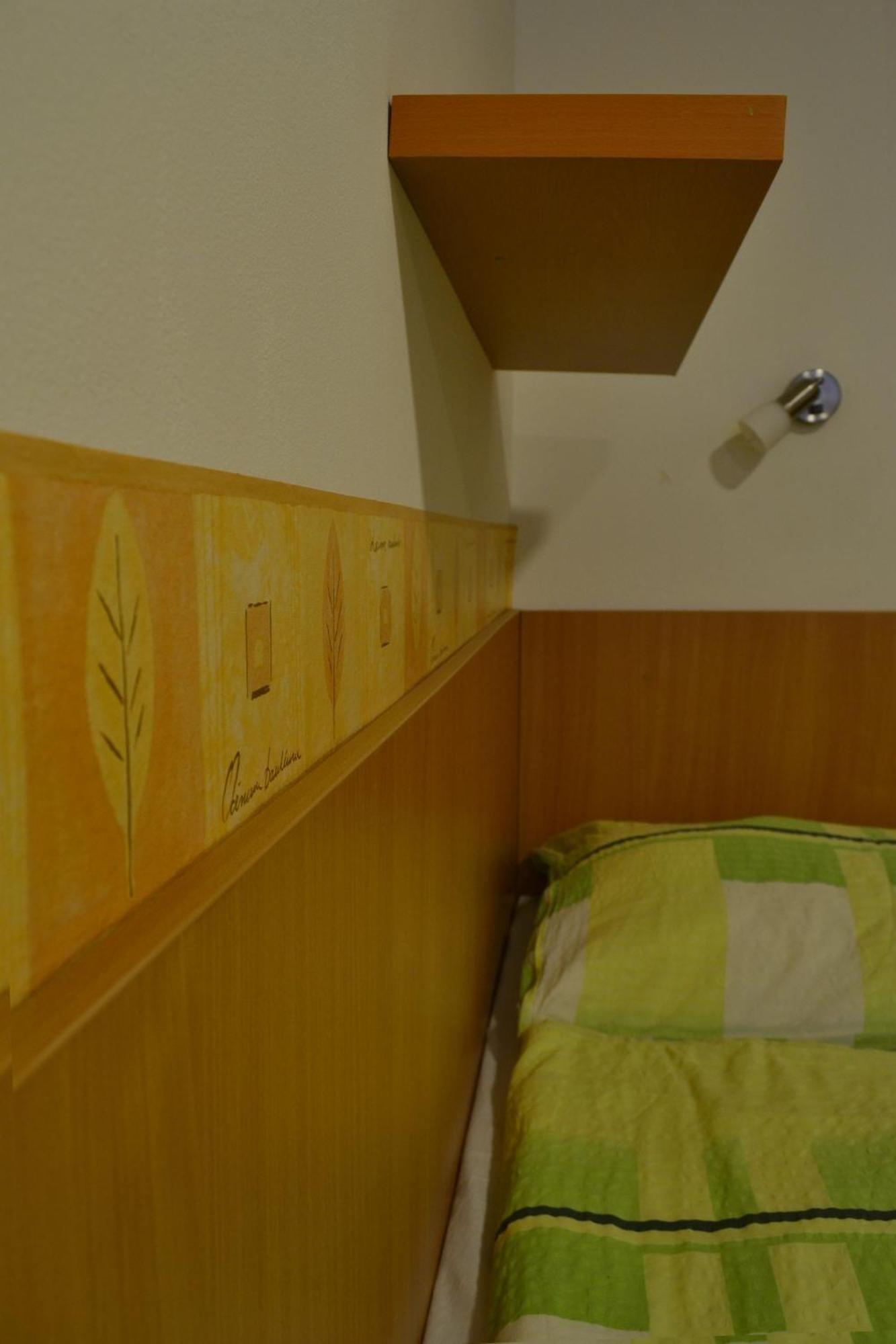 Hotel Decin Na Skrivance エクステリア 写真