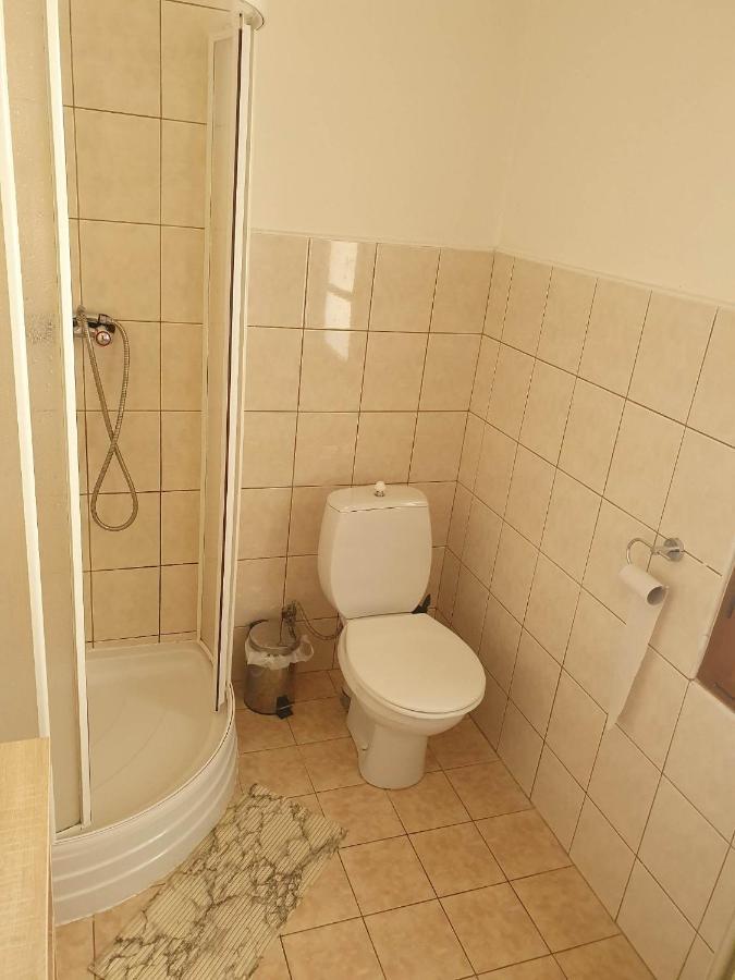Hotel Decin Na Skrivance エクステリア 写真