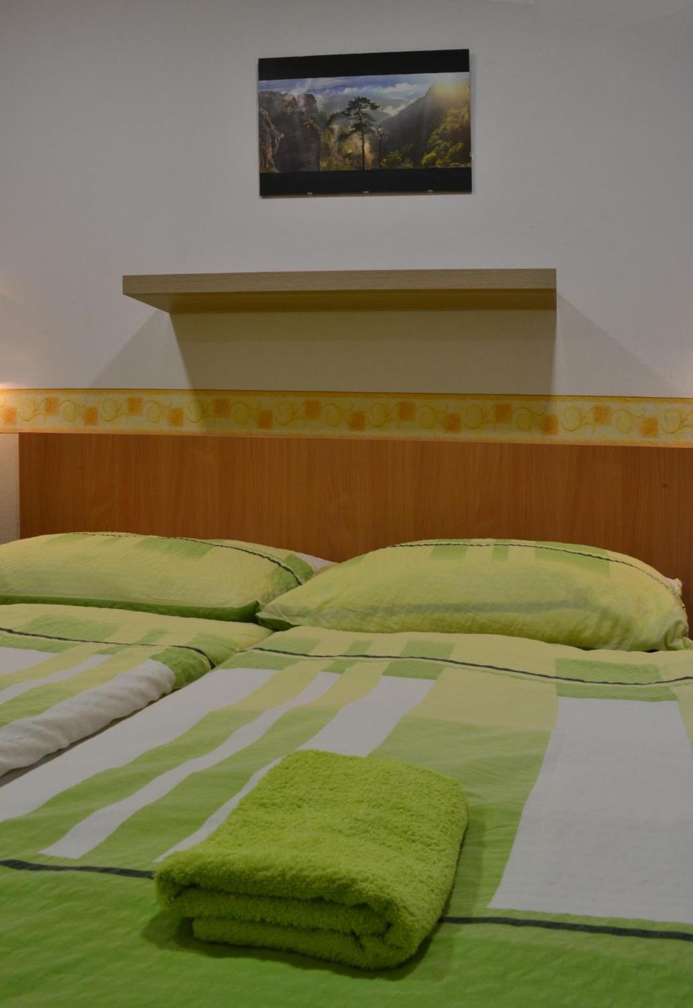 Hotel Decin Na Skrivance 部屋 写真
