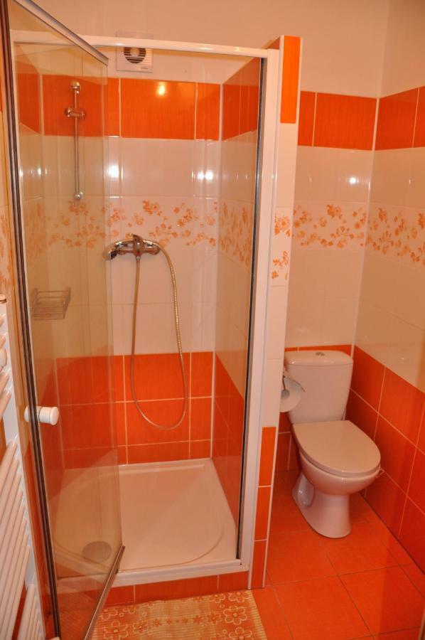 Hotel Decin Na Skrivance エクステリア 写真